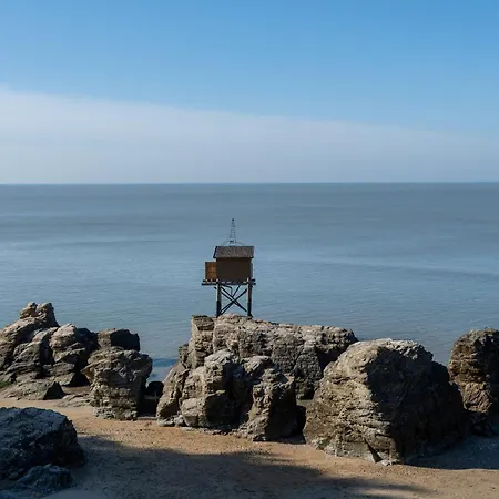 Plage A 450m, Maison Mitoyenne Et Jardin Clos Pour 4 Сasa de vacaciones